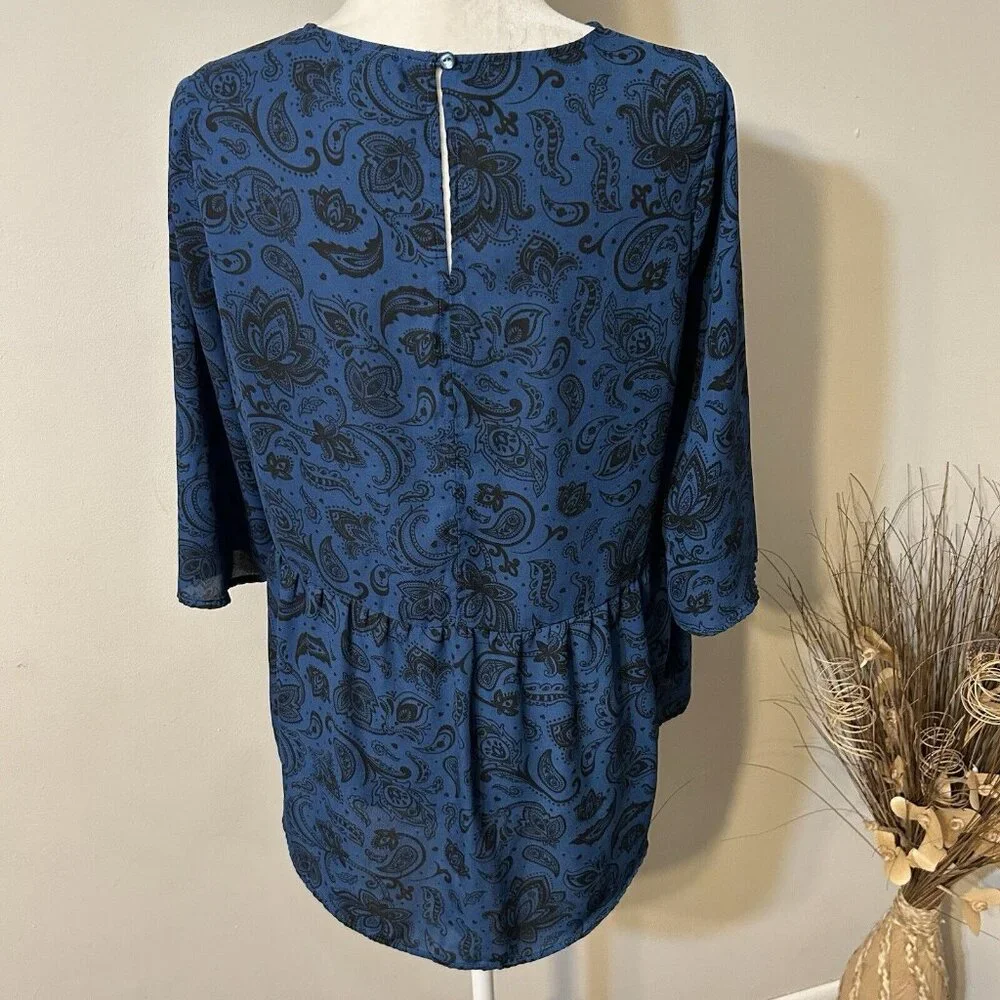 Faded Glory Peplum Top Women’s Medium M Blue Black Paisley ¾ Sleeves Crew Blouse - Picture 3 of 6